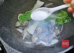 Illustration of how to make 60-year-old vermicelli soup 8