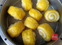 Illustration of how to cut steamed buns with two-color knife 11