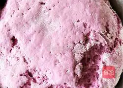 Illustration of how to make purple potato blossom steamed buns 4