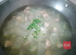 Winter Melon and Meatball Soup Recipe Illustration 7