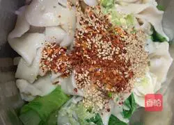 Illustration of how to make noodles with oil 13