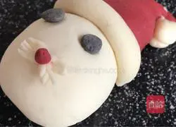 Illustrations of how Santa Claus does 13