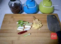 Illustration of how to make Roujiamo 6