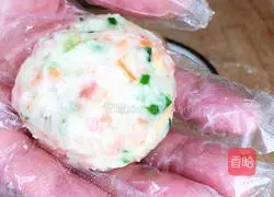 Illustration of how to make pan-fried potato pancakes 14