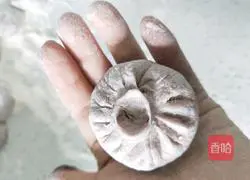 Illustration of how to make red bean and purple sweet potato buns 17