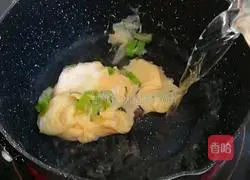 Hot noodle soup recipe 12