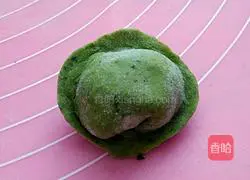 Illustration of how to make round dumplings 11