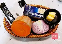 Creamy Pumpkin Soup Illustration of how to do it 1