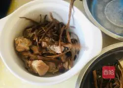 Illustration of tea tree mushroom old duck soup 2