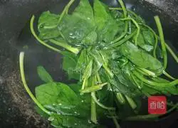 Green juice hot dog roll Practice illustration 2