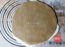 Illustration of how to make snack cat ears 6