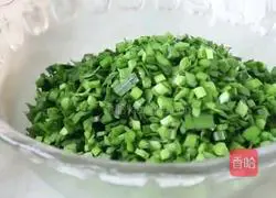 Illustration of how to make hot noodle box 4