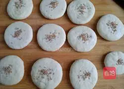 Illustration of how to make meringue sugar cookies 13