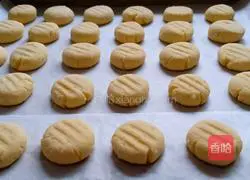 Illustration of how to make egg yolk biscuits 18