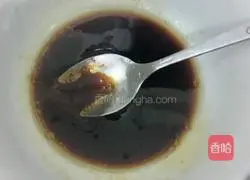 Illustration of how to make spicy and sour cucumbers 4