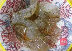 Illustration of how to make guacamole shrimp pasta 3