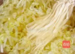 Illustration of how to make cabbage hot soup noodles 14