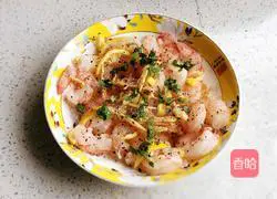 Illustration of how to make shrimp and tomato pasta 3