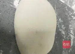 Illustration of how to make silver silk flower rolls 7