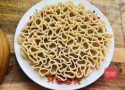 Illustration of how to make oatmeal rolls 1