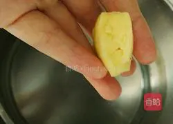 Black bean, peanut, kelp, melon and chicken soup recipe 6