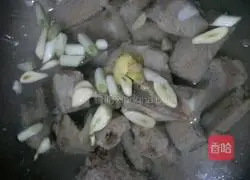 Illustration of original flavored pork rib soup 5