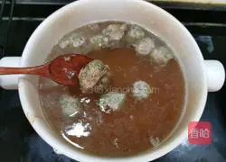 Illustration of how to make winter melon, coriander and meatball soup 7