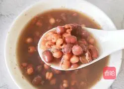 Red bean and coix seed soup recipe 6