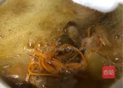 Cantonese style soup-Hericium, Cordyceps, Flower Fan Bone Soup Recipe Illustration 7