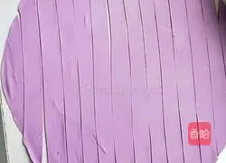 Illustration of how to make purple potato noodles 7