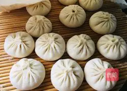 Illustration of how to make big meaty zucchini buns 9