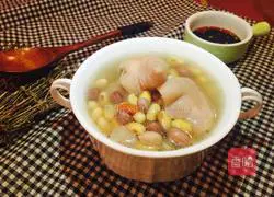 Soybean and Peanut Pig Trotter Stew Illustration 8