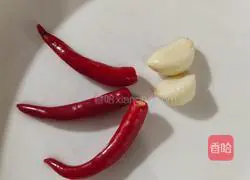 Illustration of how to make chicken shredded buckwheat noodles 3