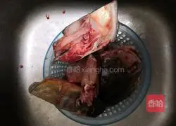 Illustration of how to make fish head soup 1