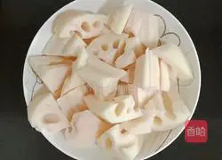 Lotus root and peanut chicken soup recipe 2