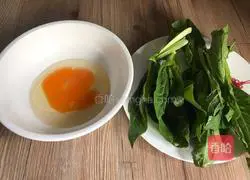 Illustration of how to make rapeseed and egg noodles 1