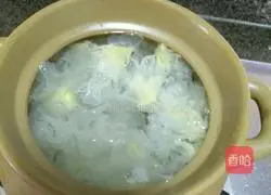 How to make fresh white fungus soup Illustration 3