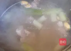 Illustration of how to make mutton in clear soup 3