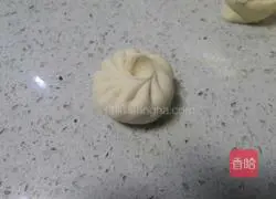 Illustration of how to make leek and egg pancakes 7