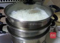 Illustration of homemade sweet rice wine 2