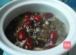 Illustration of how to make peanut stewed pig's feet 9