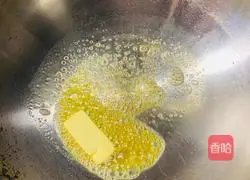 Illustration of how to make fried potato pancakes with butter and cheese 6