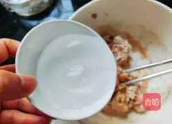 Illustration of how to make delicious breakfast cakes 8