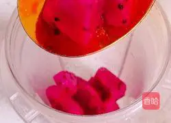 Illustration of how to make dragon fruit waffles 4