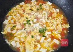 Tomato, tofu and egg soup recipe 13