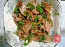 Illustration of how to make fried smoked duck meat with screw pepper 6