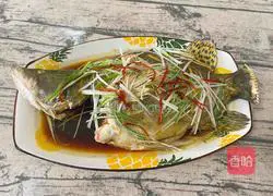 Illustration of how to make steamed mandarin fish 11