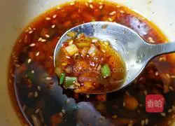 Illustration of how to make spinach noodles with water 12