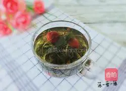 Illustration of how to make dandelion red date tea 1
