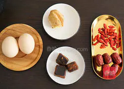 Blood-boosting and stomach-warming soup, illustrations of essential nourishing and health-preserving recipes for women 1